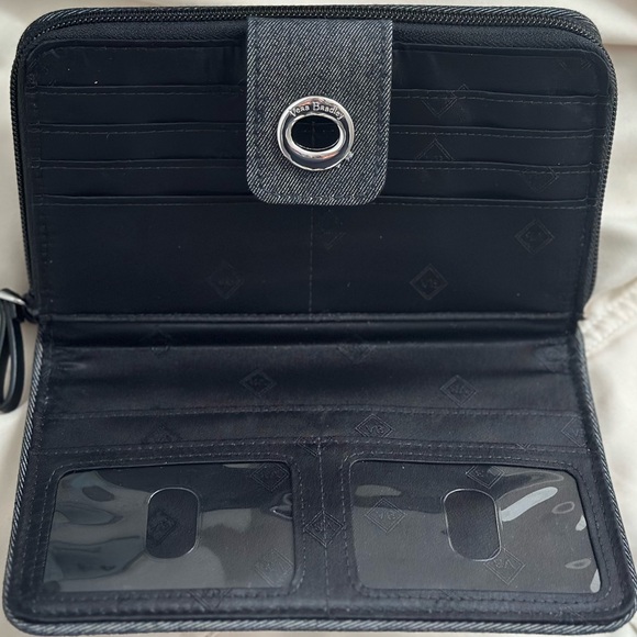 Vera Bradley quilted wallet - Picture 3 of 6